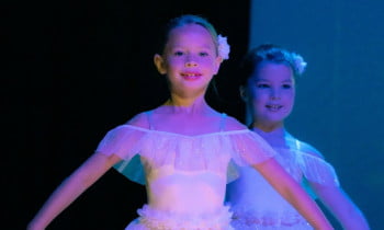 Kids classical ballet classes dubai